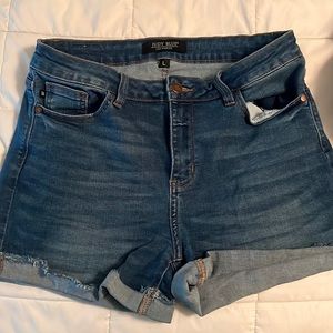 Judy blue shorts